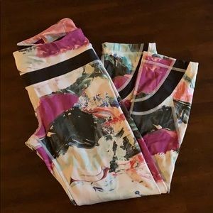 LULULEMON RUN INSPIRE CROPPED PINK PRITED PANTS